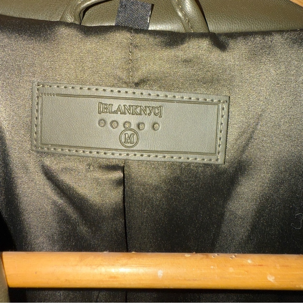 Blank NYC Olive Green Vegan Leather blazer Size: M - Picture 5 of 5